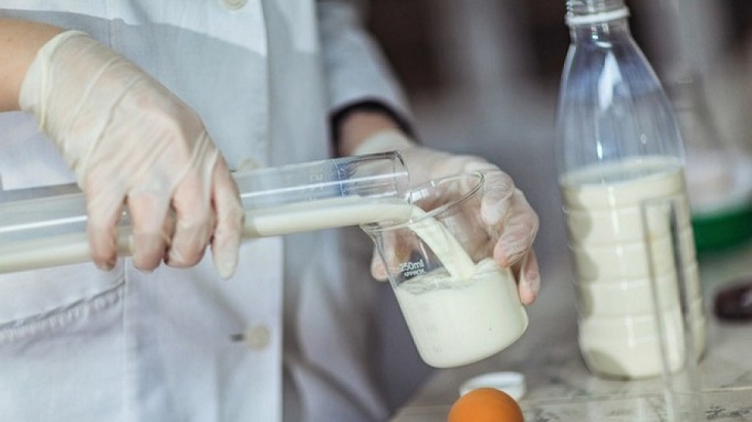 В Оренбуржье уничтожено 2,6 тонн некачественной молочной продукции